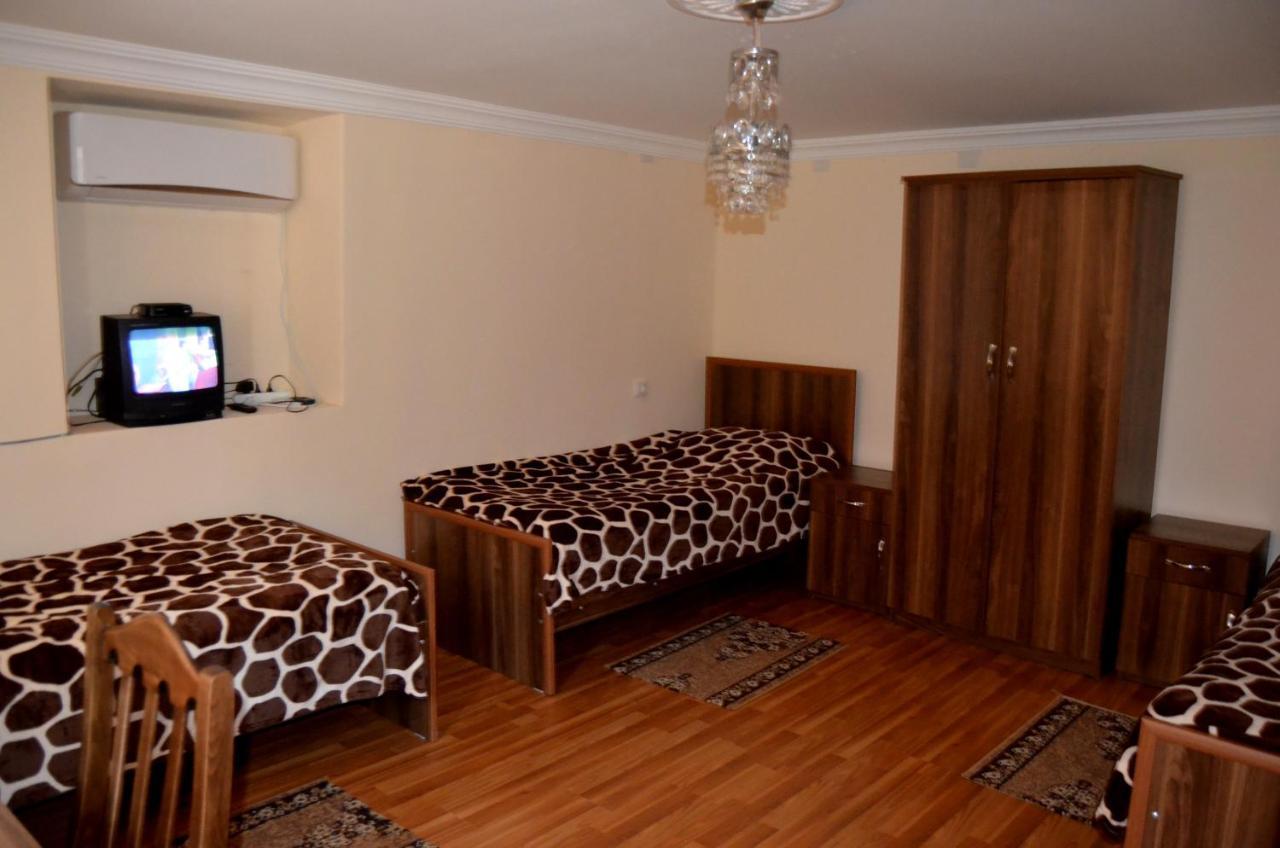 Nunu'S Guesthouse Cchaltubo Exteriér fotografie